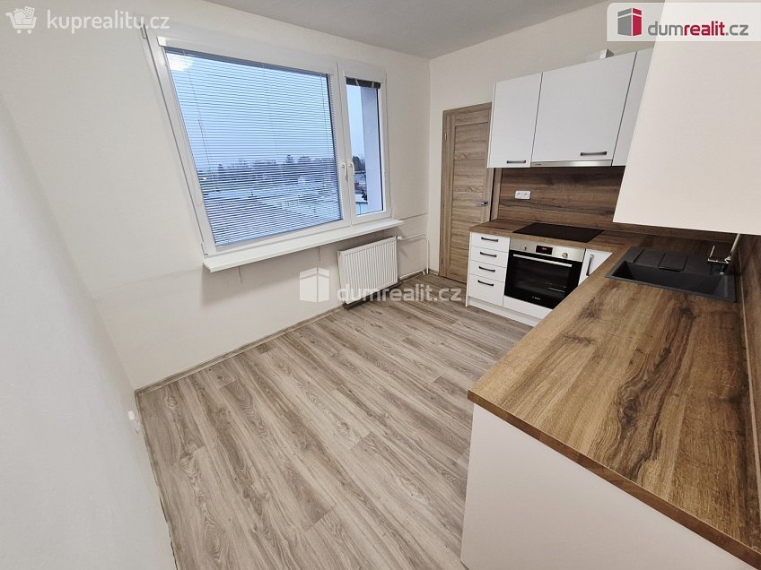 Pronájem bytu 4+1 85 m^2 Hornická, Roudnice nad Labem 