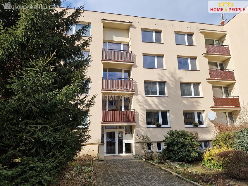 Pronájem bytu 2+kk 42 m^2 Jana Švermy, Benešov 