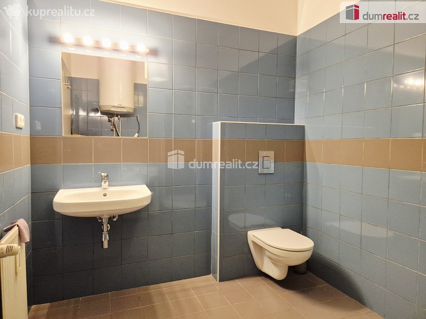 Pronájem bytu 2+kk 51 m^2 Klavíkova, České Budějovice 