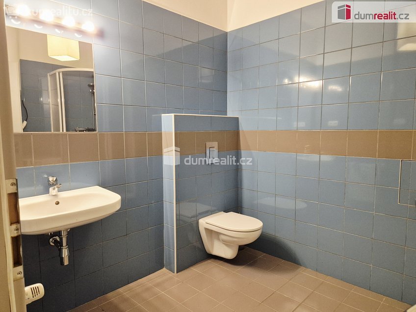 Pronájem bytu 2+kk 51 m^2 Klavíkova, České Budějovice 