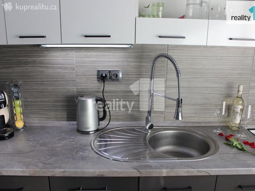 Pronájem bytu 1+1 37 m^2 Česká, Česká Lípa 