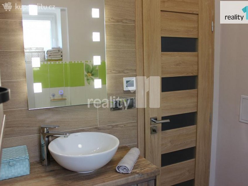 Pronájem bytu 1+1 37 m^2 Česká, Česká Lípa 