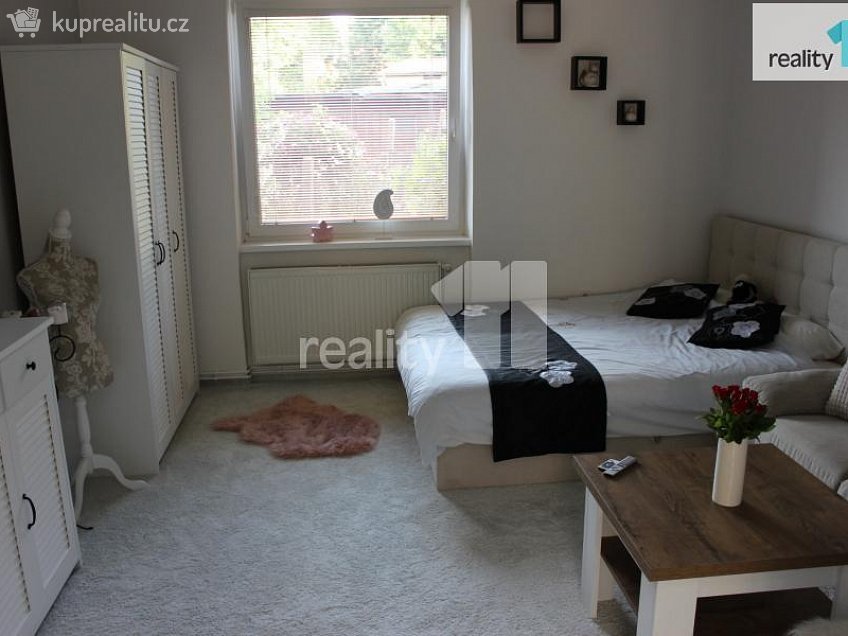 Pronájem bytu 1+1 37 m^2 Česká, Česká Lípa 