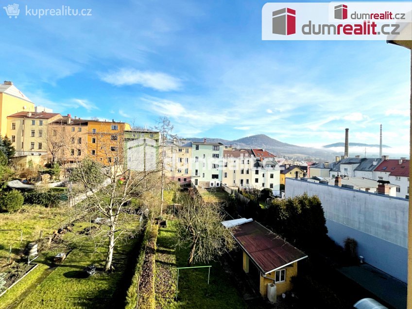 Pronájem bytu 1+1 40 m^2 El. Krásnohorské, Děčín 