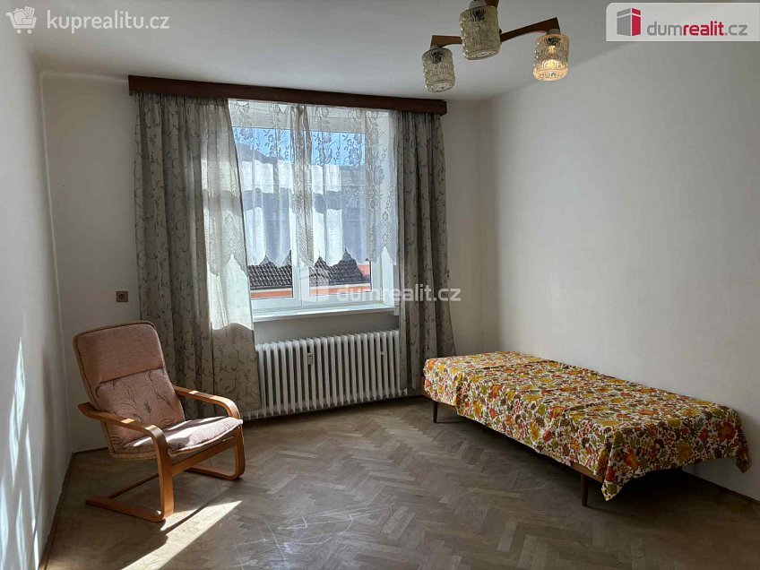 Pronájem bytu 2+1 63 m^2 Masarykova, Luhačovice 