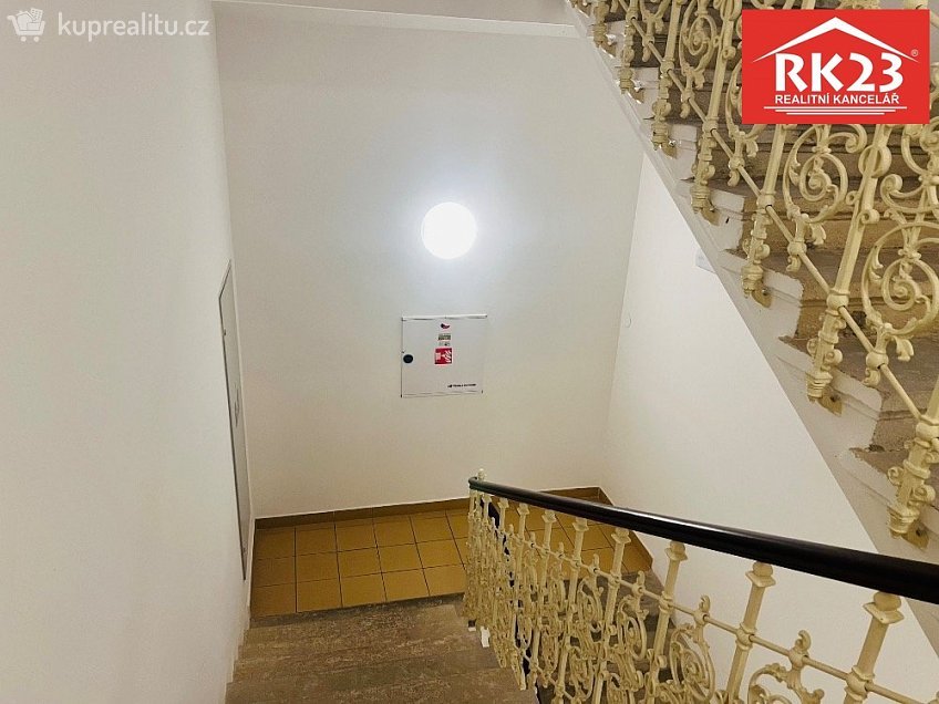 Pronájem bytu 2+kk 66 m^2 Mladějovského, Mariánské Lázně 