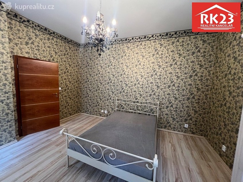 Pronájem bytu 2+kk 66 m^2 Mladějovského, Mariánské Lázně 