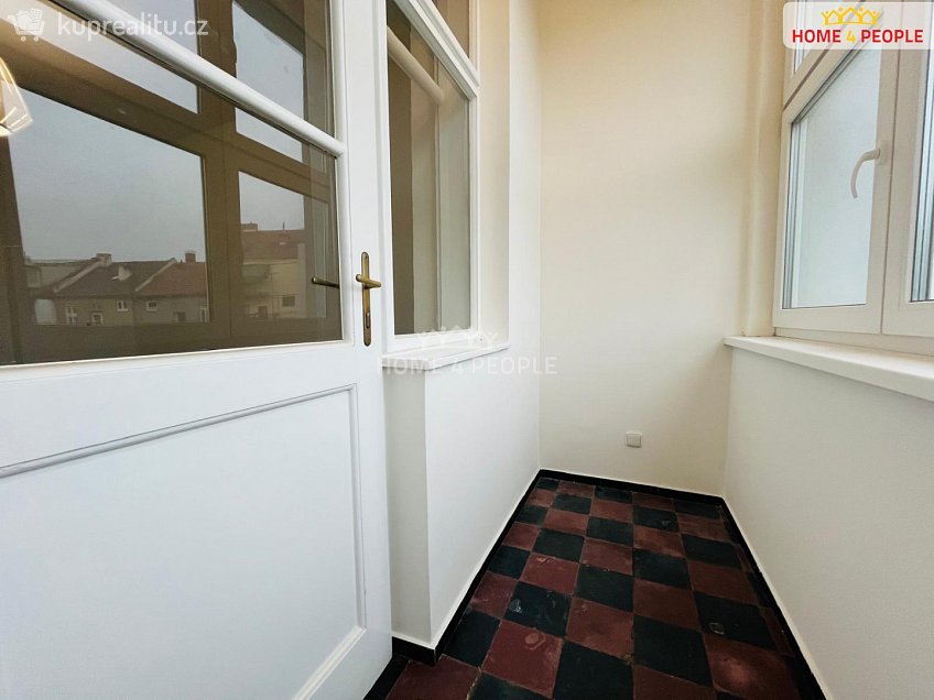 Pronájem bytu 3+kk 70 m^2 Spáčilova, Brno 