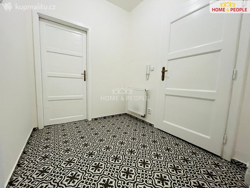 Pronájem bytu 3+kk 70 m^2 Spáčilova, Brno 