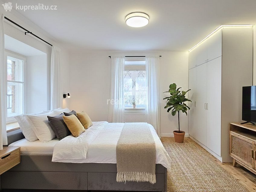 Prodej  rodinného domu 64 m^2 Skalička, Mšené-lázně 