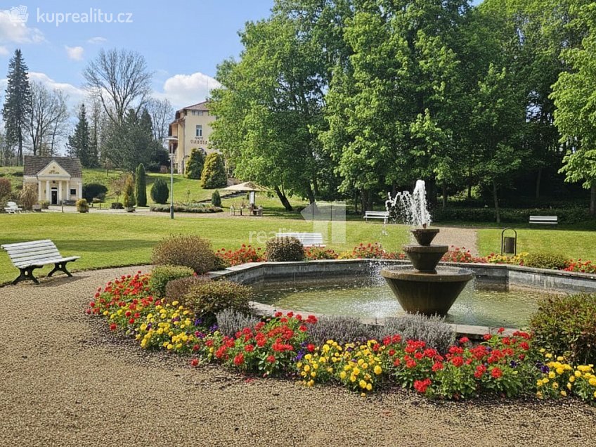 Prodej  rodinného domu 64 m^2 Skalička, Mšené-lázně 