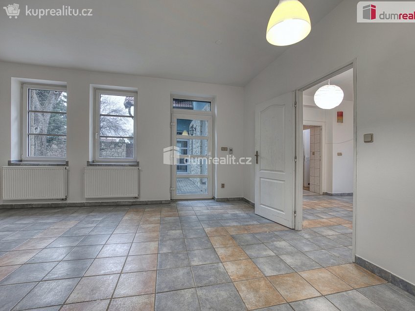 Pronájem bytu 3+kk 100 m^2 Janáčkova, Neratovice 