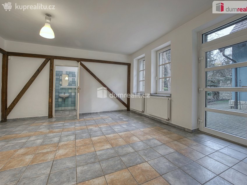 Pronájem bytu 3+kk 100 m^2 Janáčkova, Neratovice 