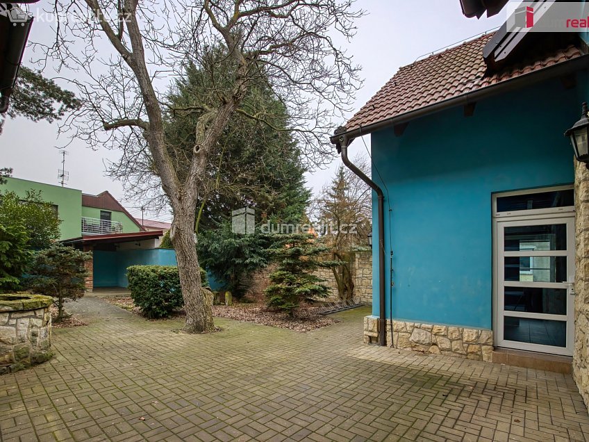 Pronájem bytu 3+kk 100 m^2 Janáčkova, Neratovice 