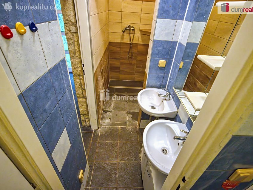 Pronájem bytu 3+kk 100 m^2 Janáčkova, Neratovice 