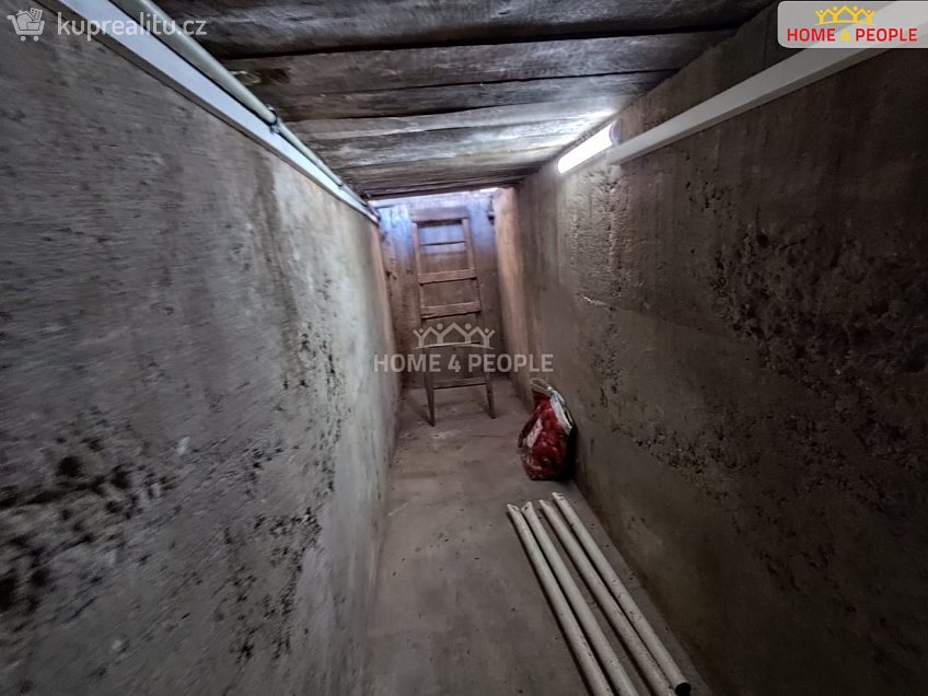 Pronájem  skladu 59 m^2 Vzdálená, Praha-Březiněves 