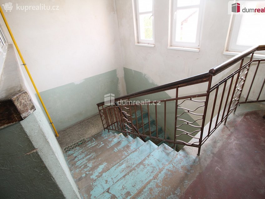 Prodej bytu 2+1 82 m^2 Na Průhonu, Mariánské Lázně 