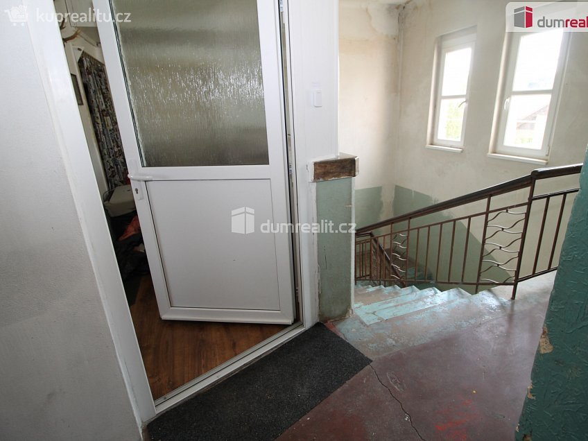 Prodej bytu 2+1 82 m^2 Na Průhonu, Mariánské Lázně 