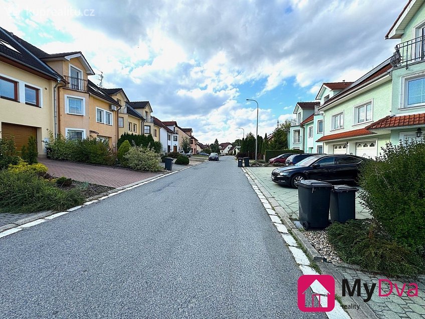 Pronájem  rodinného domu 220 m^2 M. Horákové, Třebíč 