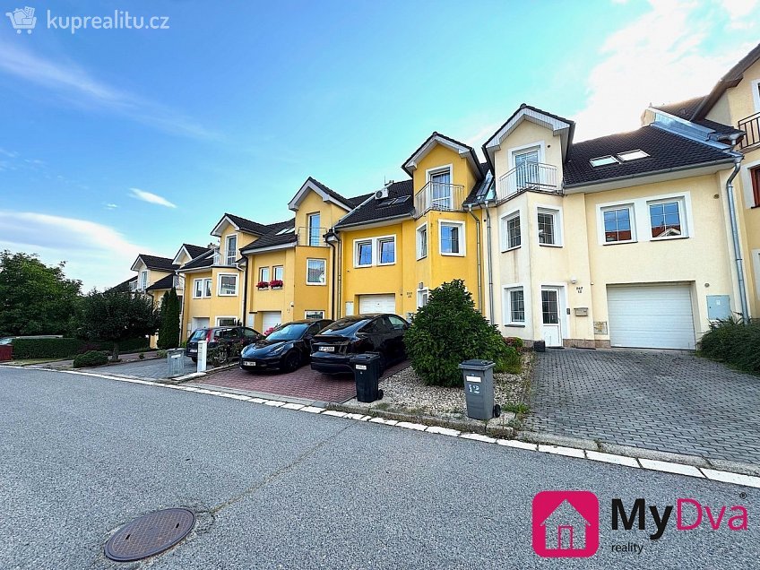 Pronájem  rodinného domu 220 m^2 M. Horákové, Třebíč 