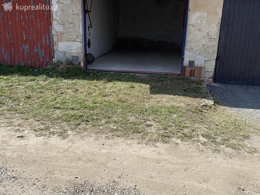 Prodej  garáže 20 m^2 Cheb, Cheb 