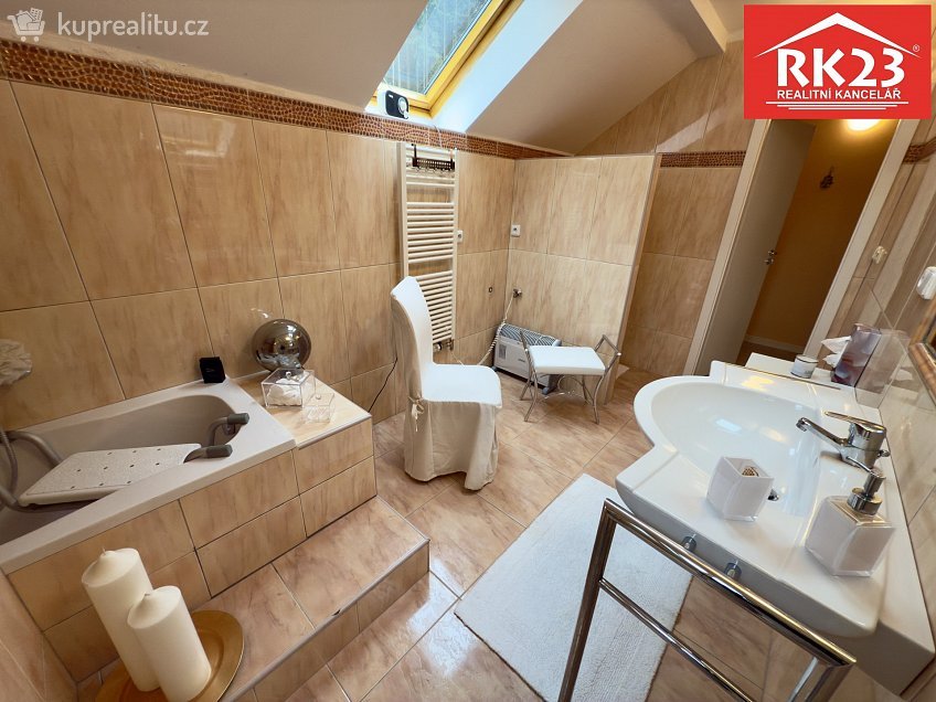 Prodej bytu 3+kk 94 m^2 Třebízského 210, Mariánské Lázně 