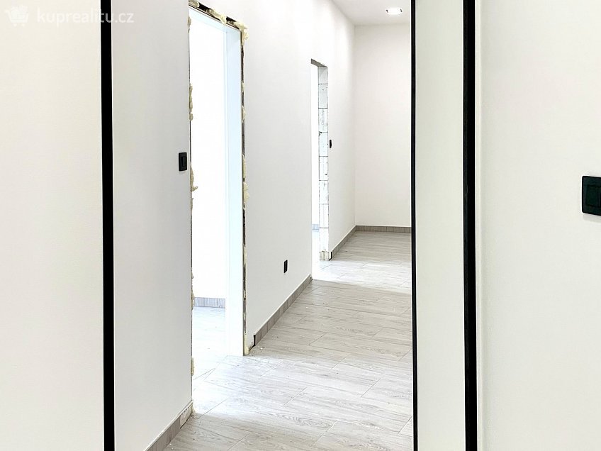 Prodej  rodinného domu 177 m^2 K Malé Hleďsebi, Velká Hleďsebe 