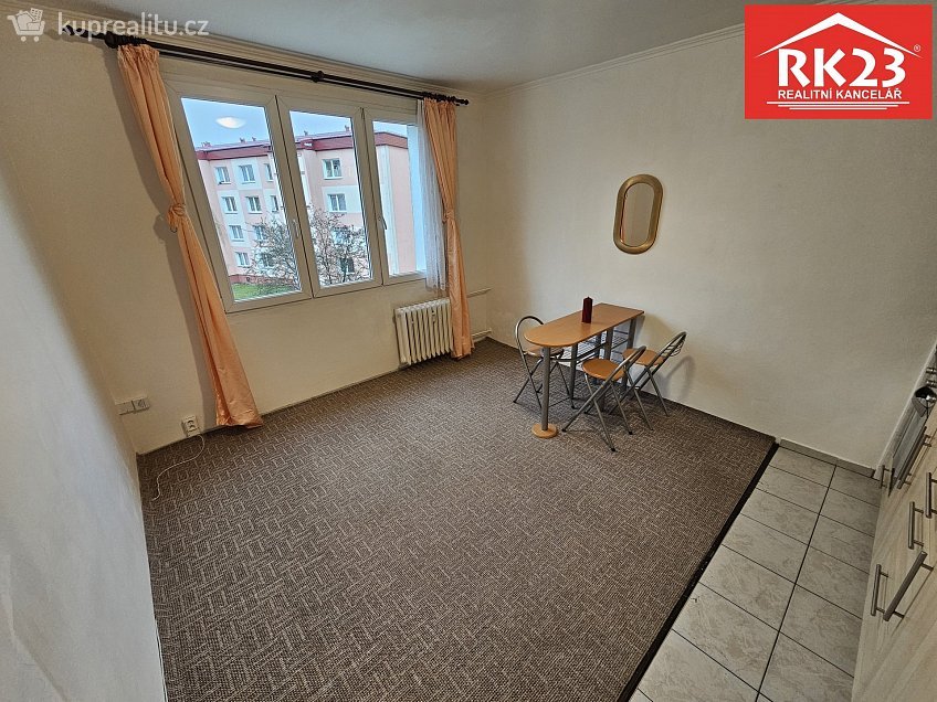 Pronájem bytu 1+kk 20 m^2 Hroznatova, Mariánské Lázně 