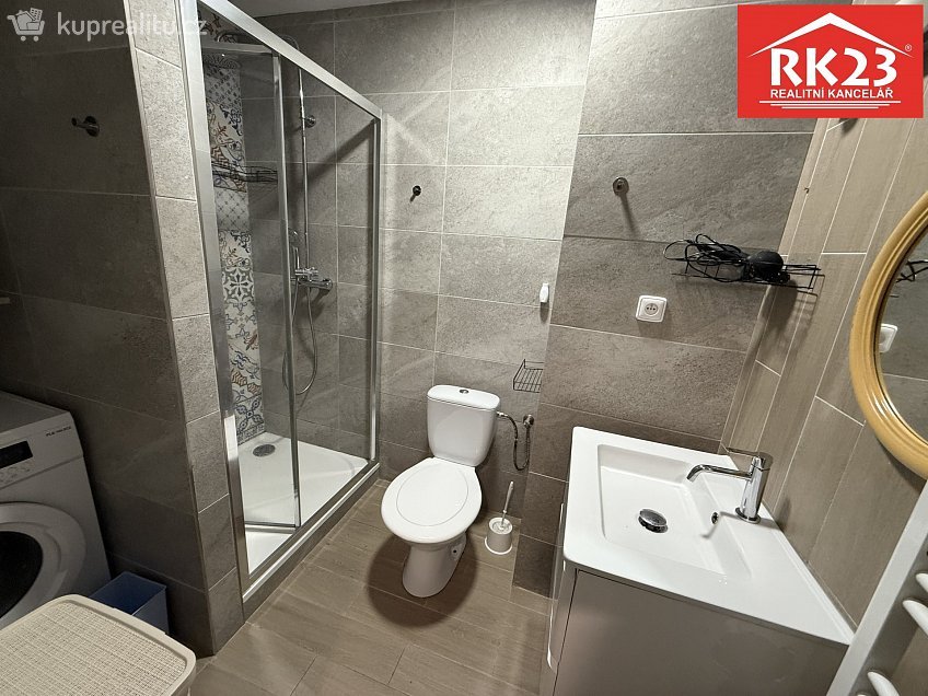 Pronájem bytu 2+kk 50 m^2 Třebízského 213, Mariánské Lázně 