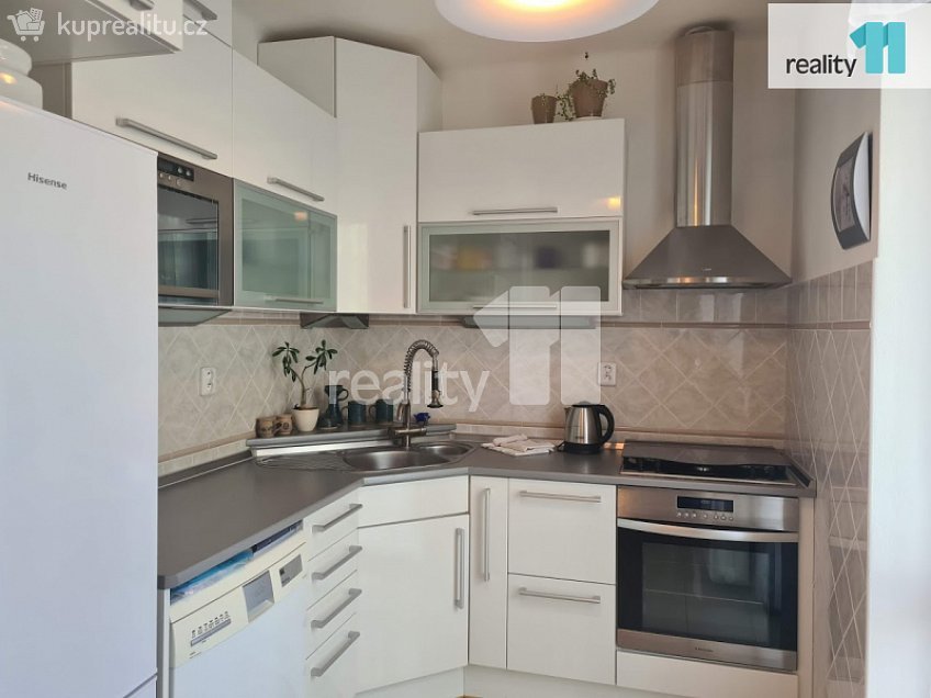 Pronájem bytu 2+1 50 m^2 U Růžáku, Nymburk 