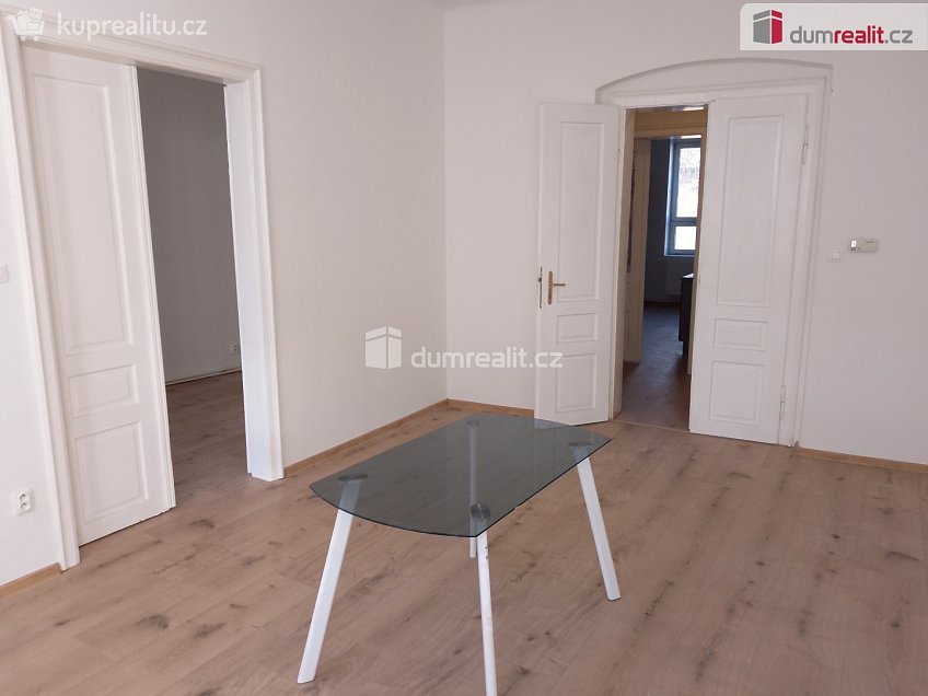 Pronájem bytu 3+1 93 m^2 Sokolovská, Karlovy Vary 