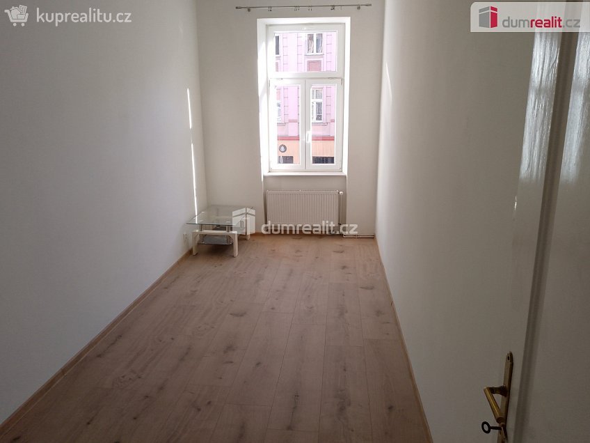 Pronájem bytu 3+1 93 m^2 Sokolovská, Karlovy Vary 