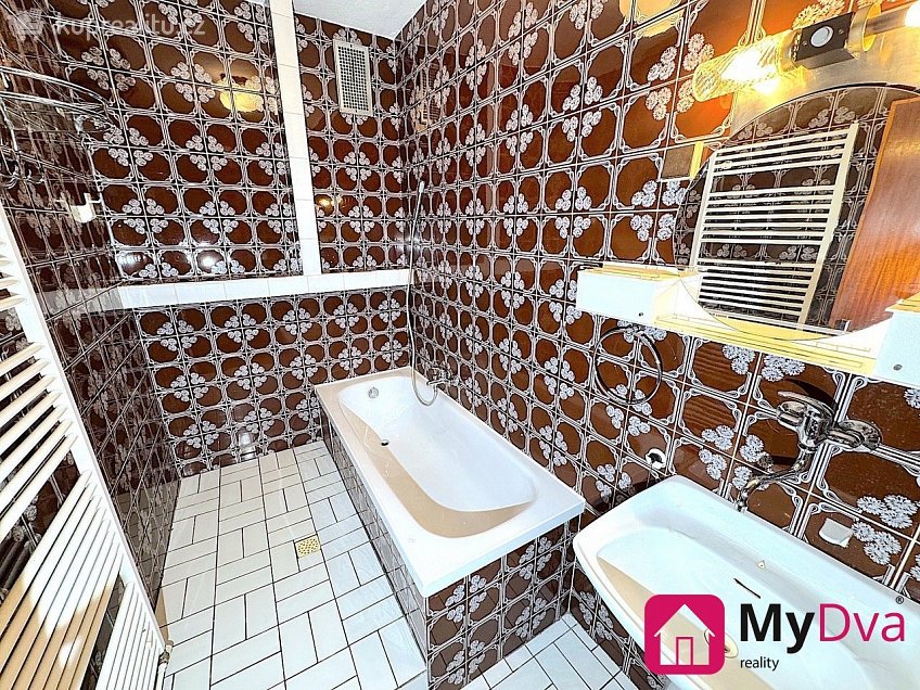 Prodej  rodinného domu 252 m^2 Jindřichova, Třebíč 