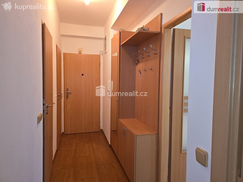 Pronájem bytu 3+1 63 m^2 Školská čtvrť, Frenštát pod Radhoštěm 