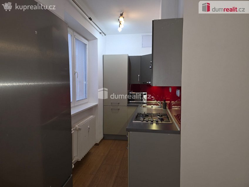 Pronájem bytu 3+1 63 m^2 Školská čtvrť, Frenštát pod Radhoštěm 