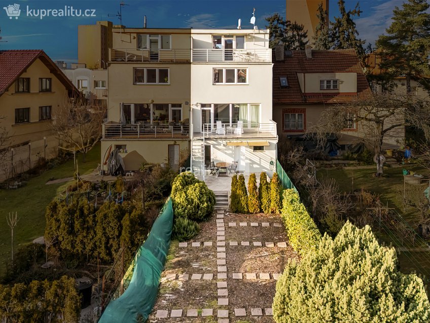 Prodej  rodinného domu 270 m^2 K hájovně, Praha-Libuš 