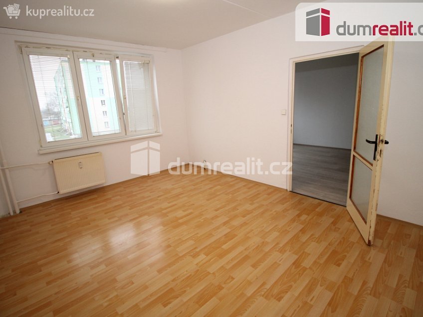 Pronájem bytu 1+1 38 m^2 Revoluční, Nové Sedlo 