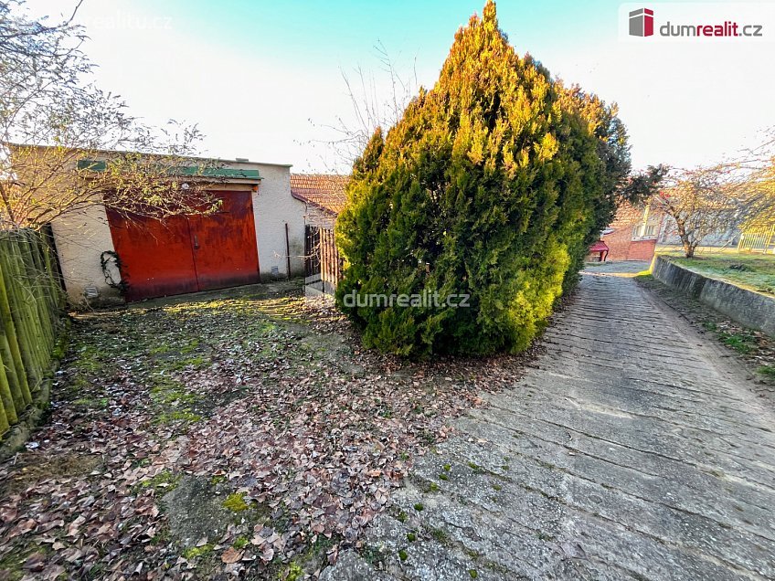 Prodej  rodinného domu 120 m^2 Vážany, Vážany 