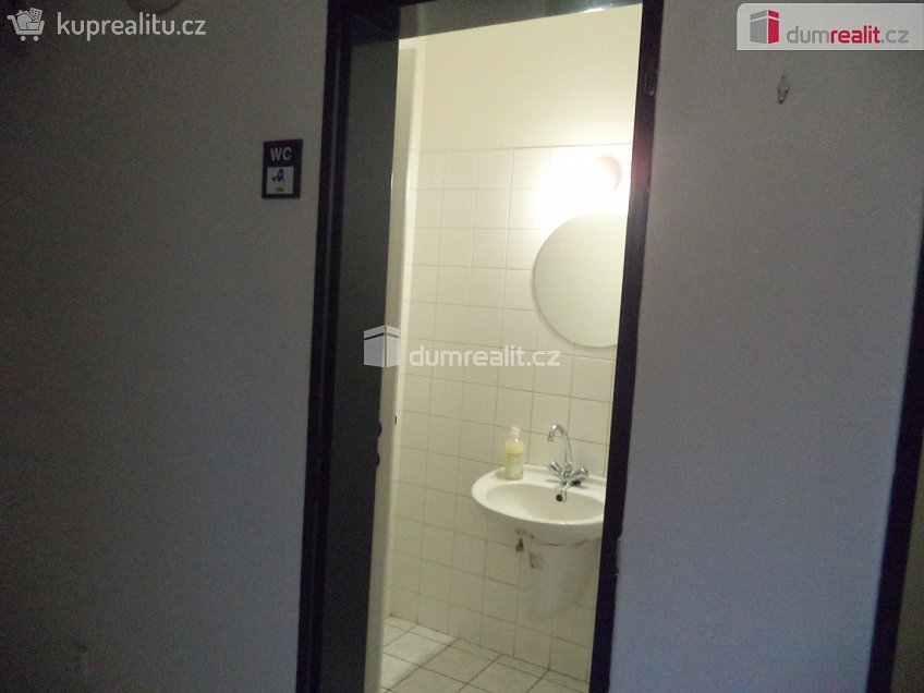 Pronájem  komerční reality 80 m^2 Mánesova, Havířov 