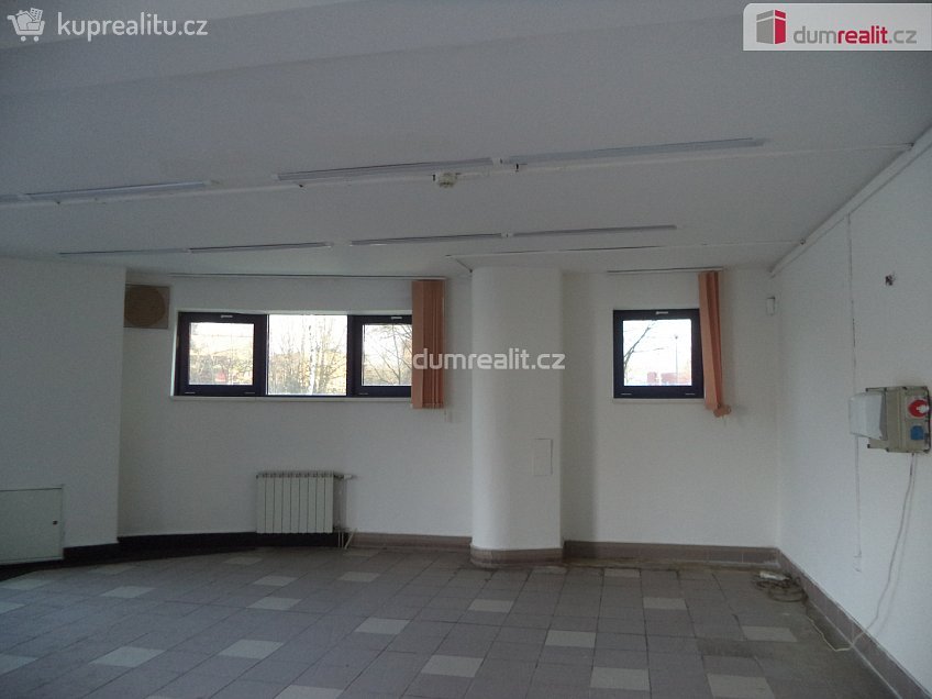 Pronájem  komerční reality 80 m^2 Mánesova, Havířov 