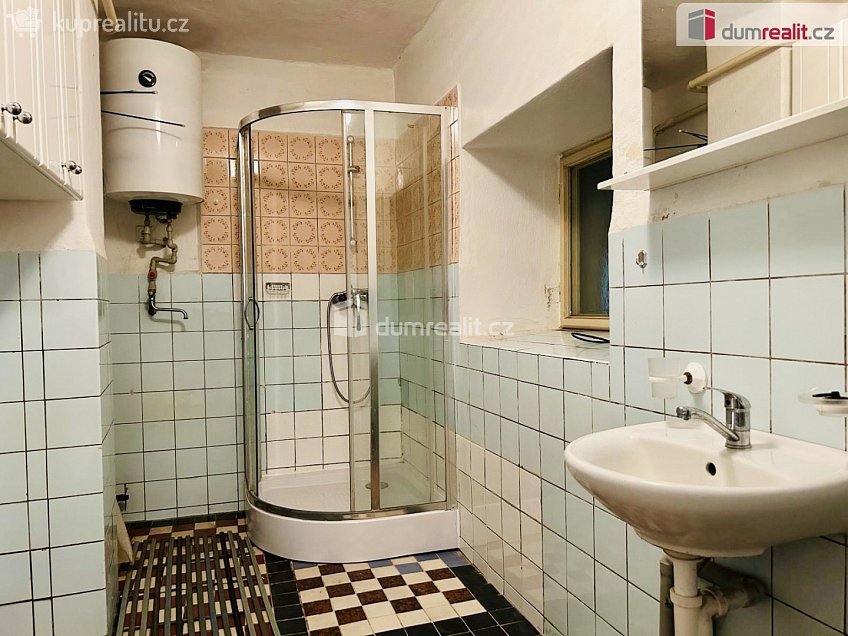 Prodej  rodinného domu 85 m^2 Bohdaneč, Bohdaneč 