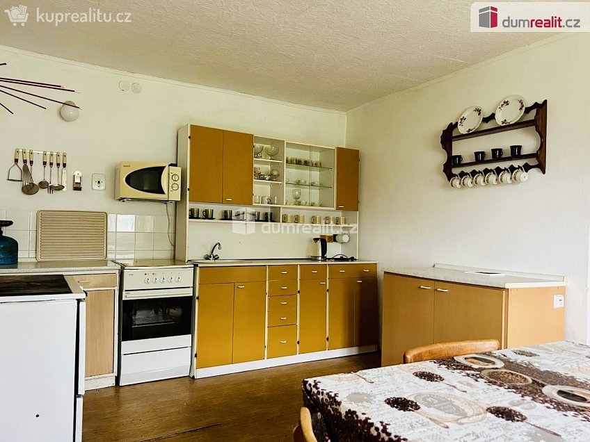 Prodej  rodinného domu 85 m^2 Bohdaneč, Bohdaneč 