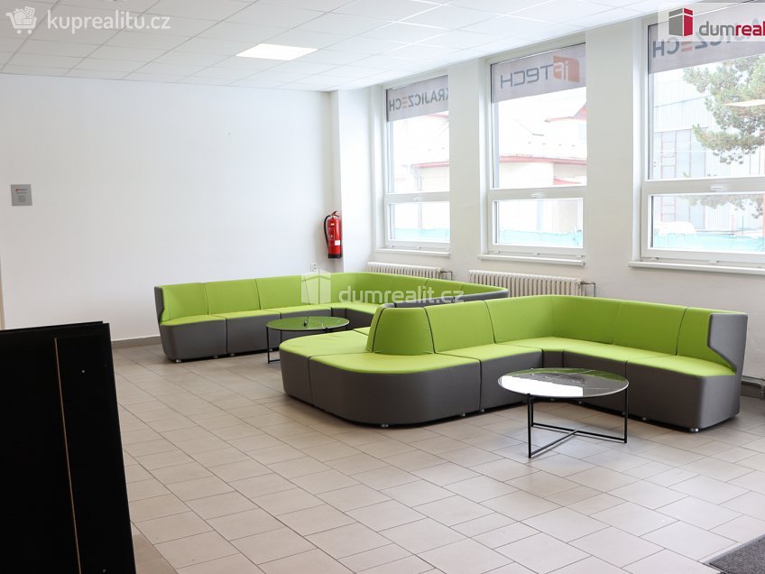 Pronájem  kanceláře 3276 m^2 Libušina, Olomouc 