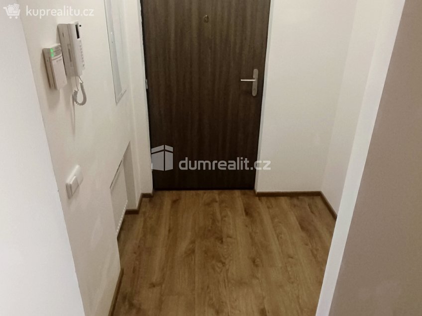 Pronájem bytu 2+kk 65 m^2 Elišky Krásnohorské, Ústí nad Labem 