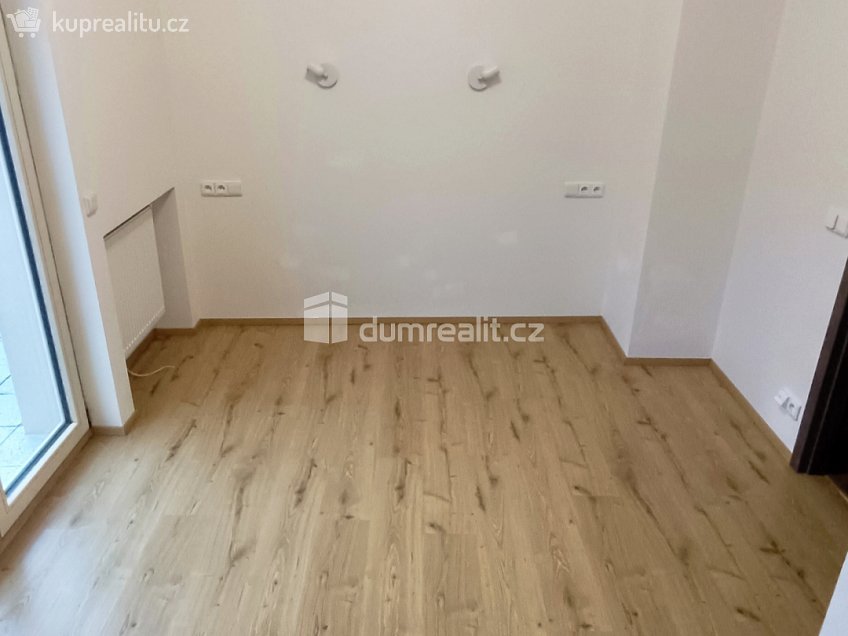 Pronájem bytu 2+kk 65 m^2 Elišky Krásnohorské, Ústí nad Labem 
