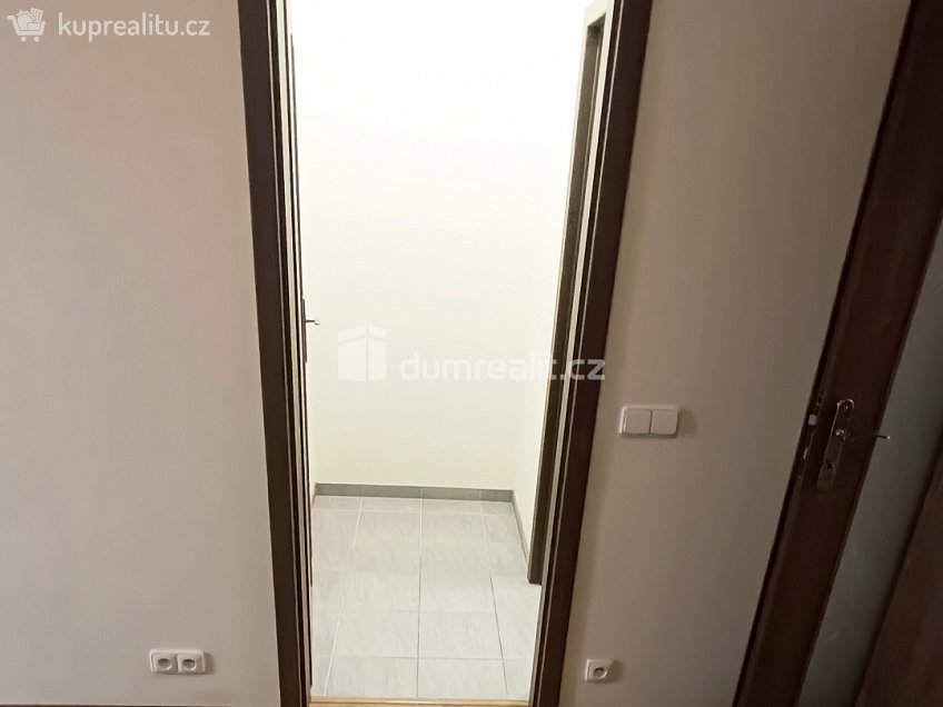 Pronájem bytu 2+kk 65 m^2 Elišky Krásnohorské, Ústí nad Labem 