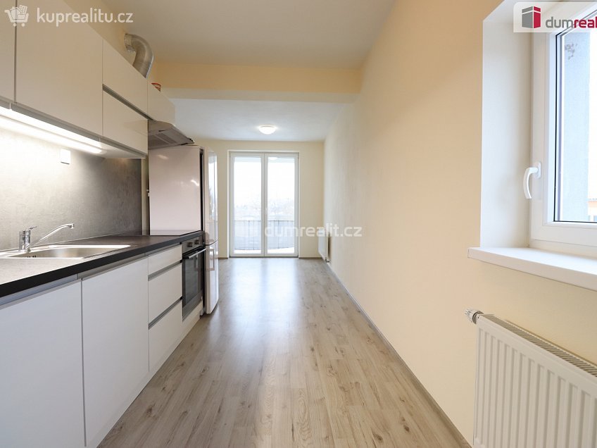 Pronájem bytu 2+kk 39 m^2 Svobodova, Nová Role 