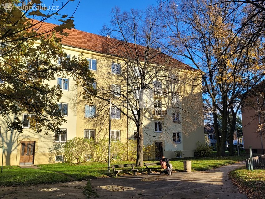 Prodej bytu 2+1 53 m^2 Myslivečkova, Praha 6 