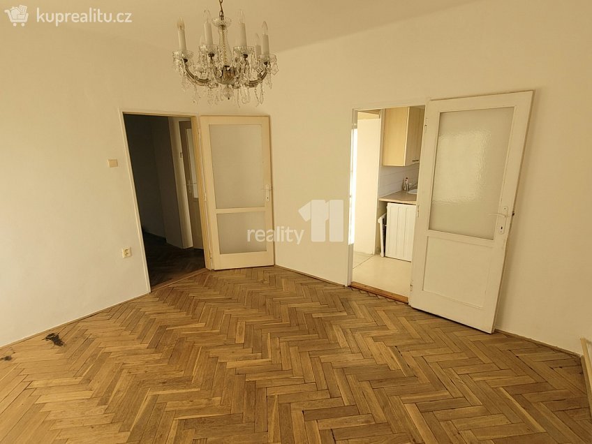 Prodej bytu 2+1 53 m^2 Myslivečkova, Praha 6 