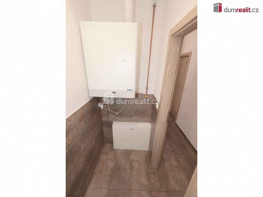 Pronájem bytu 3+kk 67 m^2 P. Bezruče, Neratovice 